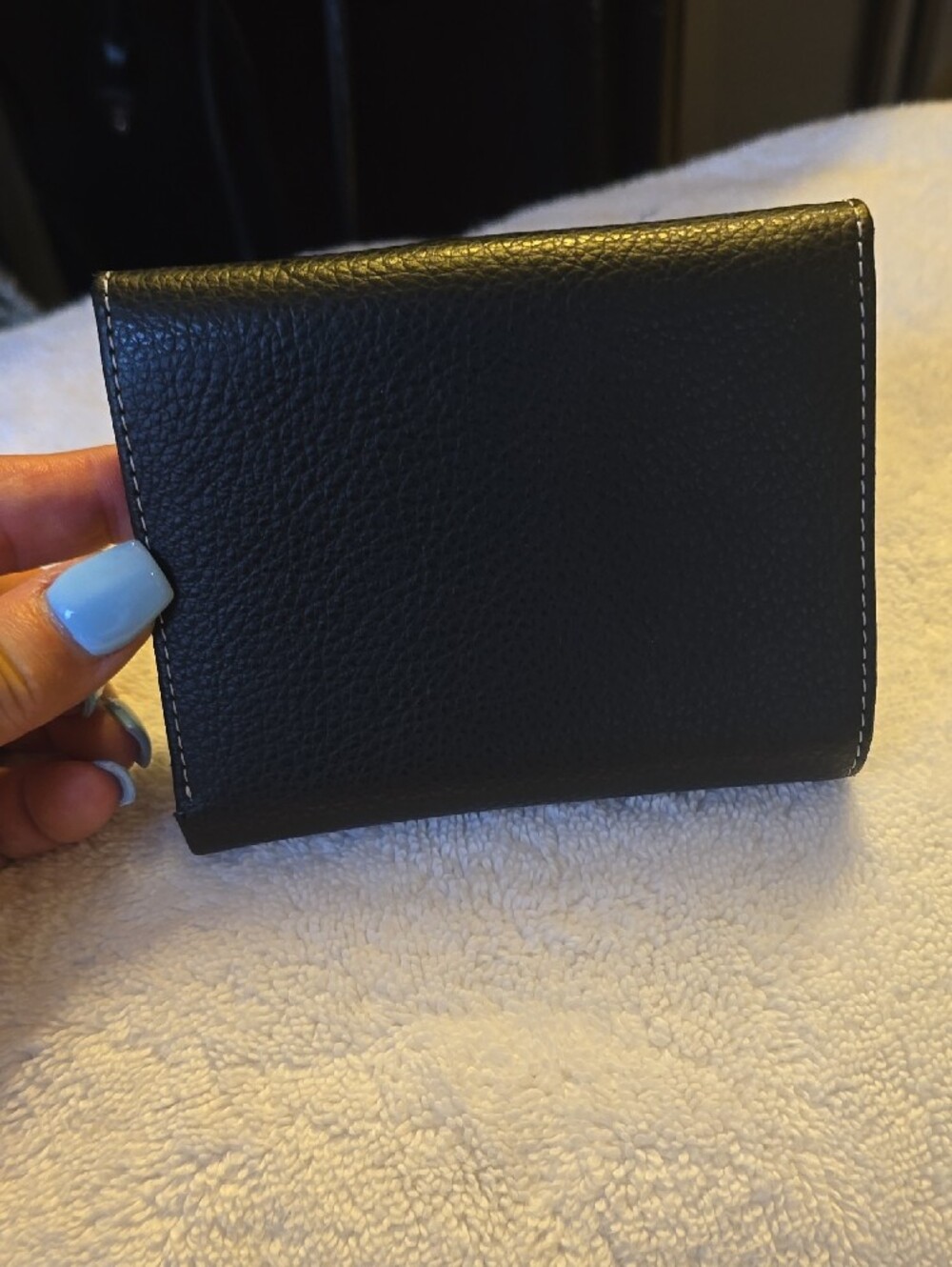 Ferragamo Black Leather Women’s Wallet with Silver Hardware - Picture 3 of 13